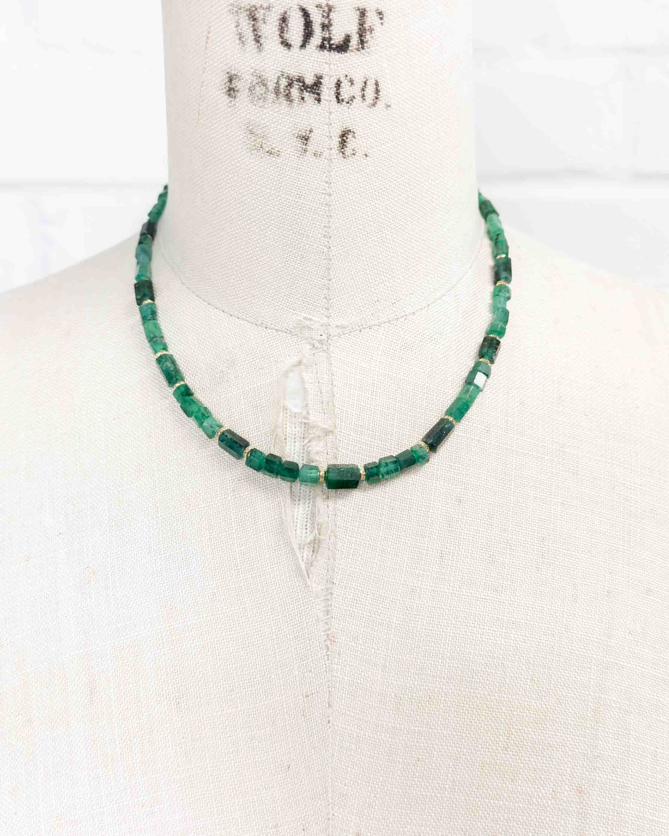 14k Gold Natural Emerald Nugget Collar Necklace